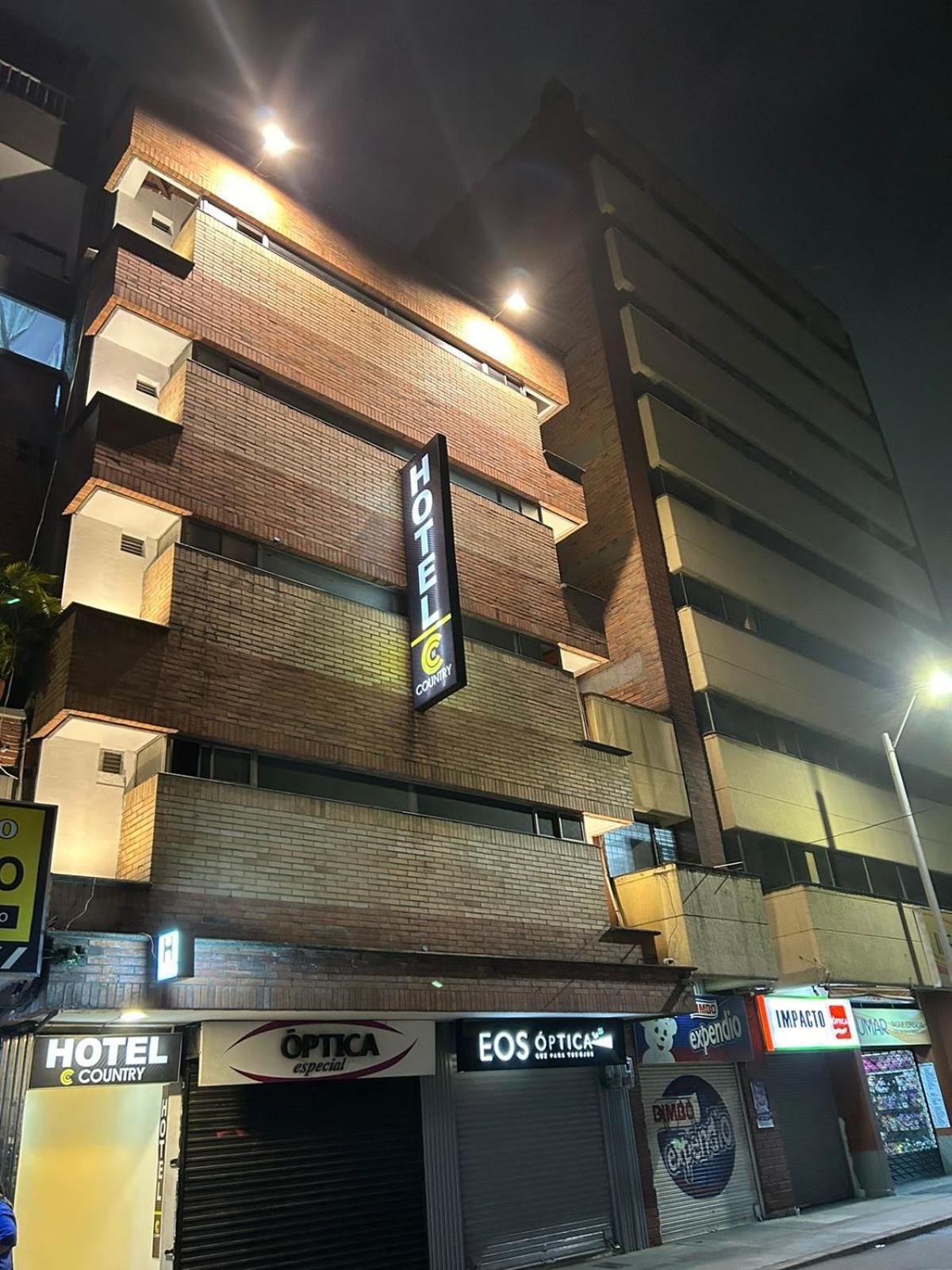 hotel COUNTRY Medellín Buitenkant foto