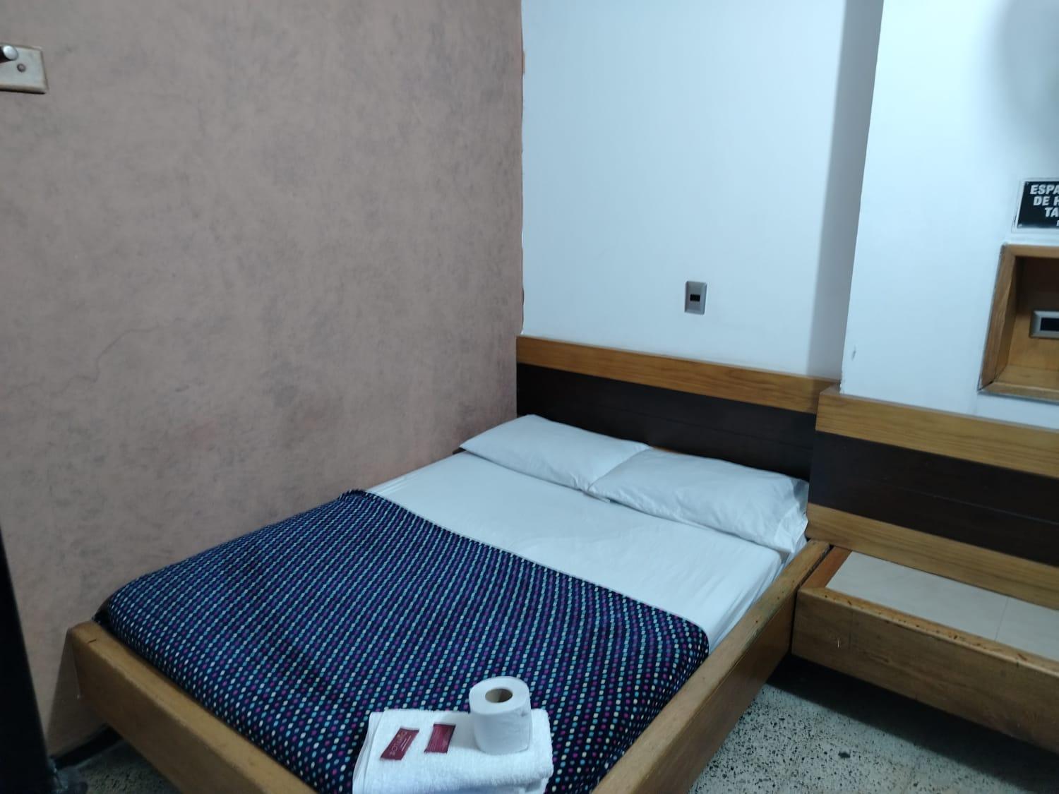 hotel COUNTRY Medellín Buitenkant foto